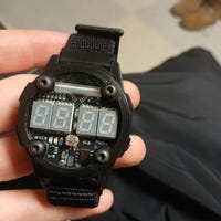 Pánske digitálne hodinky – Futuristický športový dizajn